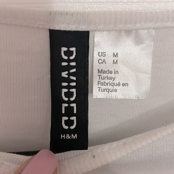 NWOT. Yin and Yang white long sleeve - Picture 3 of 3